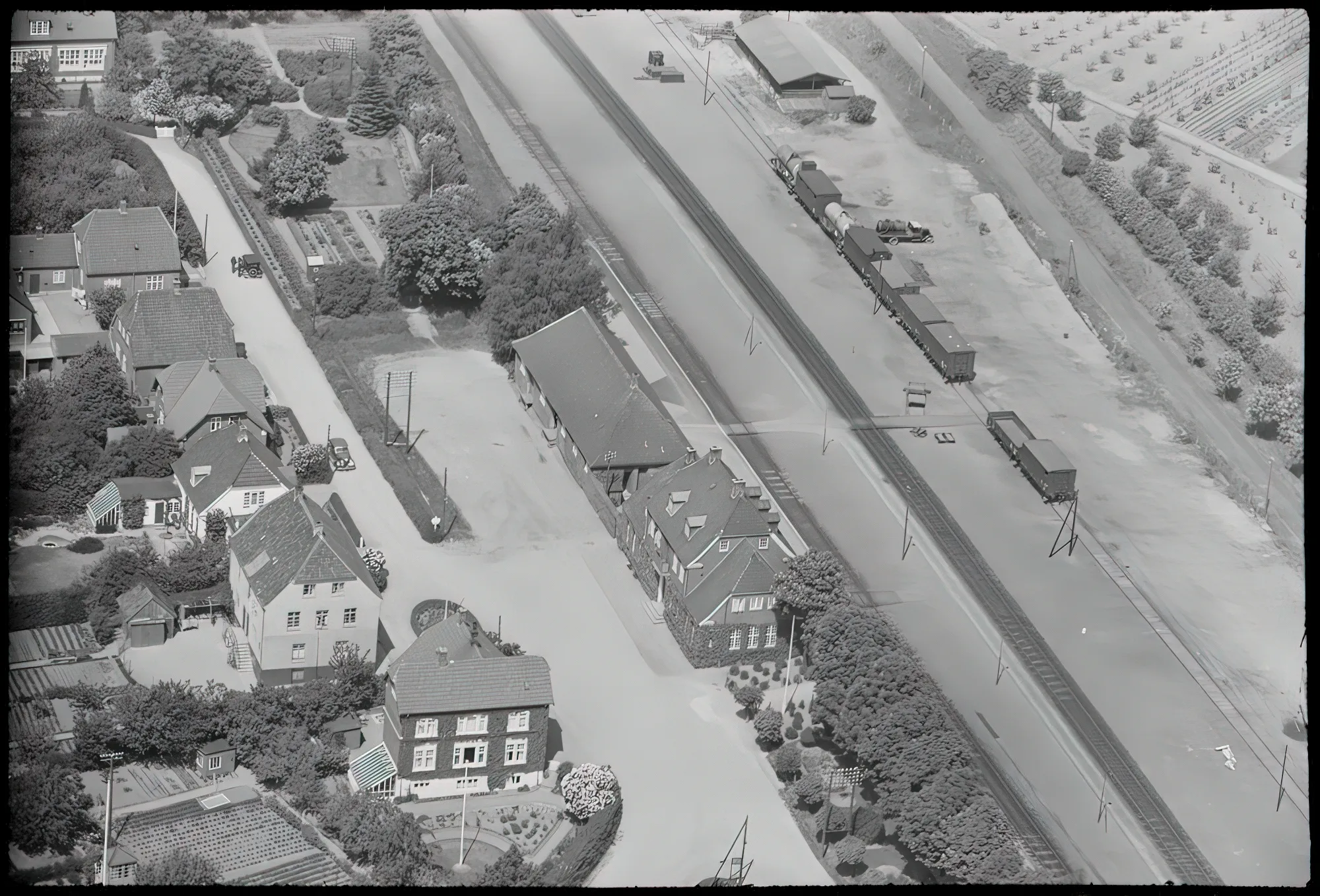 Nørre Aaby station set fra luften i 1939